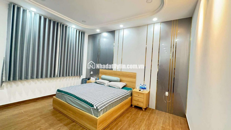 Bán gấp Biệt thư khu dân cư Him Lam Quận 7
